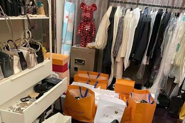 石家庄晋州市回收一线品牌衣服